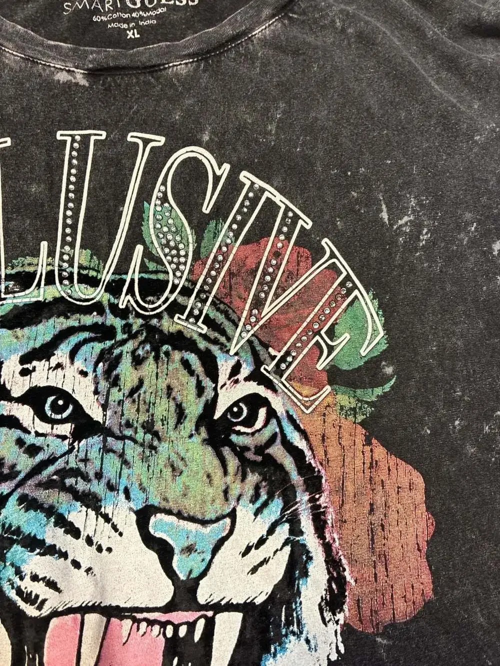 Guess SmartGuess Acid Wash Tiger Graphic T-Shirt with Rhinestones Size XL - Picture 5 of 9